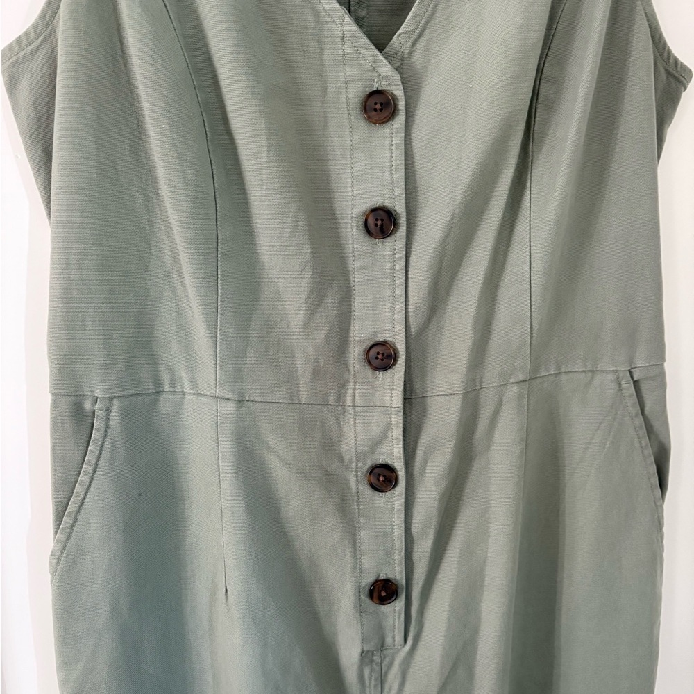 GAP | sage green Tencell button front jumpsuit size 6 - Picture 6 of 8